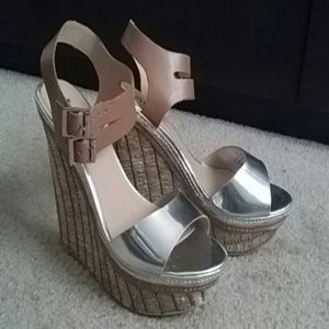 MIA wedges