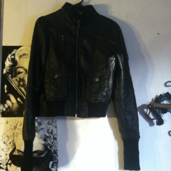Black H&M DIVIDCD jacket