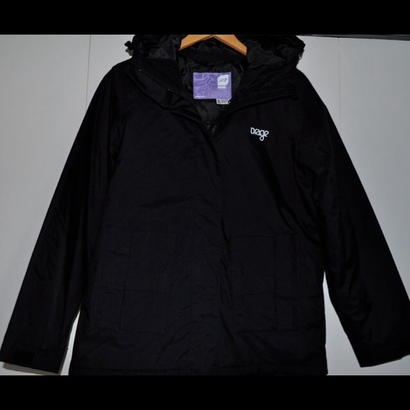 NWOT Woman's Orage ski/snowboarding jacket
