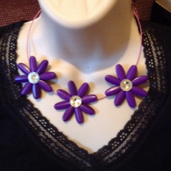 Flower Necklace Purple