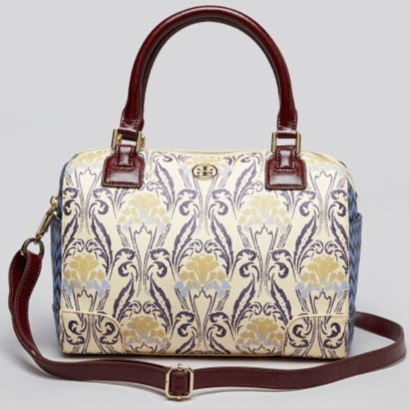 Tory Burch Handbags - Tory Burch Robinson Printed Middy Satchel NWT
