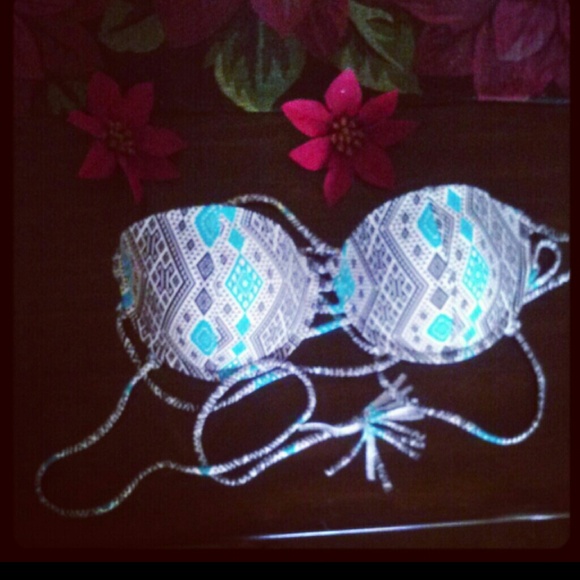 Acacia swimwear Other - SOLD! Acacia la Perouse Thai top nwt large