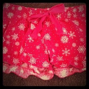 Cute Christmas pajama shorts!