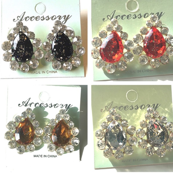 Fancy Rhinestone Party Earrings Tear drop Gold - Picture 1 of 5