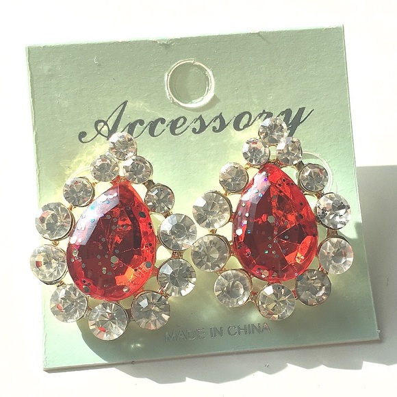 Fancy Rhinestone Party Earrings Tear drop Gold - Picture 3 of 5