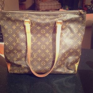 SOLD!!! bundled 100% authentic Cabas Mezzo LV