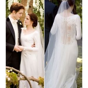 Bella's wedding dress