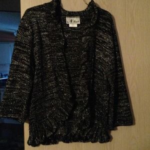 Size medium brand N Touch color: black and silver