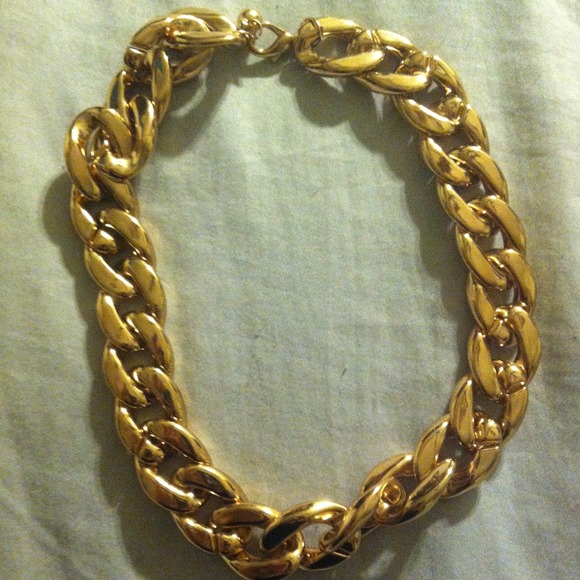Chunky gold necklace - Picture 1 of 4