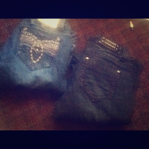 Size 3 jeans wet seals & LA idol brand skinny .