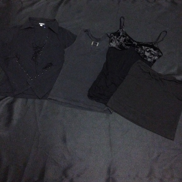 Black Top Bundle (4)