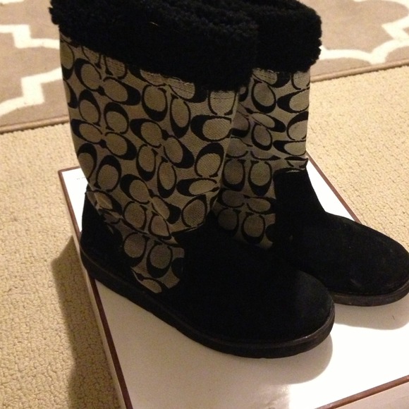 Coach boots
