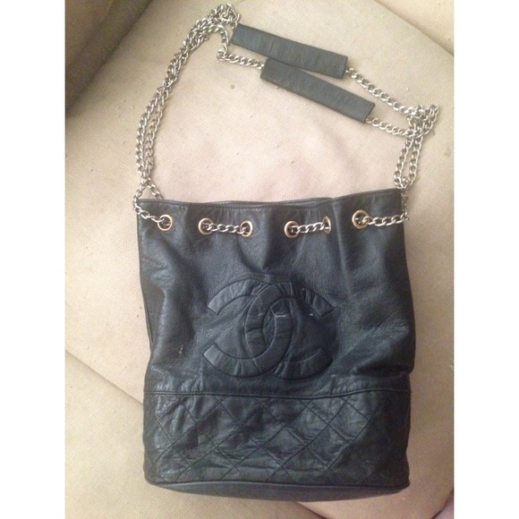 😍SOLD!😍Faux Leather Bucket Bag