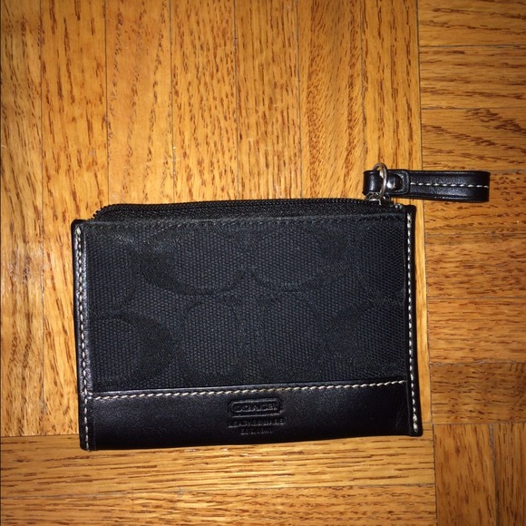 Coach Skinny Wallet - Picture 2 of 4