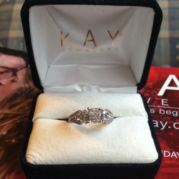 🎁14k White Gold Diamond Engagement Ring - Picture 3 of 4