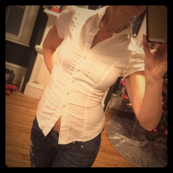 SOLD!!! White short sleeve shirt