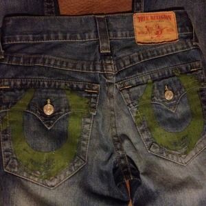 ✨SOLD✨Men's True Religion 28