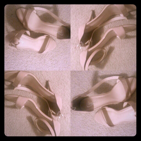 Heels - Picture 1 of 1