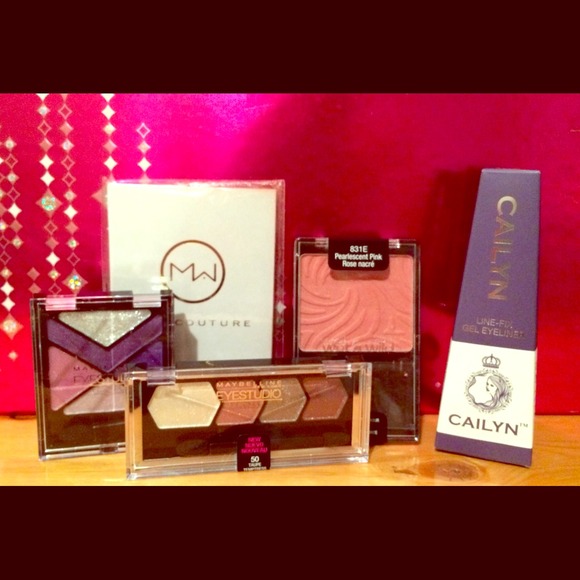 Maybelline Eyeshadow Bundle, Blush, Mascara, Liner - Picture 1 of 4