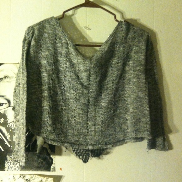 Crop sweater - Picture 3 of 3