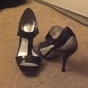 Black Jessica Simpson heels