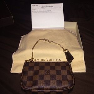 🚫SOLD🚫 Louis Vuitton Mini Pochette Damier Ebene