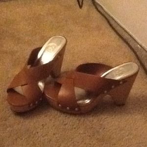 Jessica Simpson clog/wedge