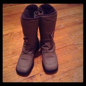 BRAND NEW Winter Boots