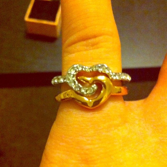 Two interlocked heart ring. - Picture 1 of 3