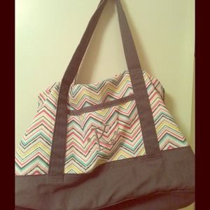 Thirty-One Retro Metro Weekender
