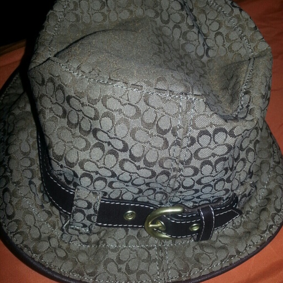 Coach hat