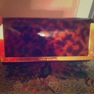 Tory Burch sunglasses case!