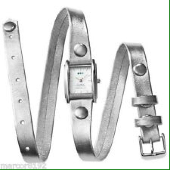 La Mer triple wrap watch