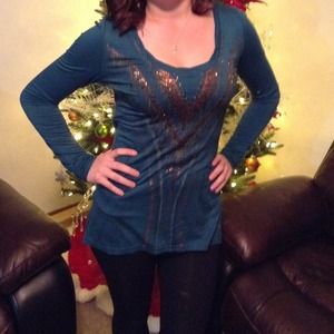 Bundle for dest98 w/ affliction tee