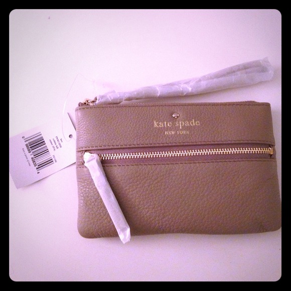 kate spade Clutches & Wallets - Kate Spade wristlet