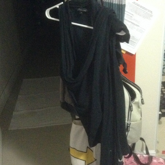 Blazer - Picture 2 of 3