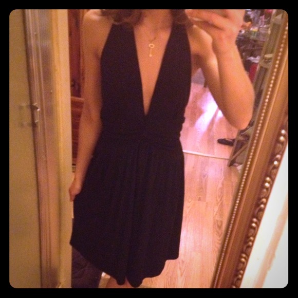 Marilyn-Esque Little Black Dress
