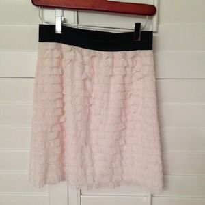 DONATED 💖 pale pink ruffled skirt
