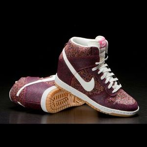 Nike Dunk Sky Hi Liberty