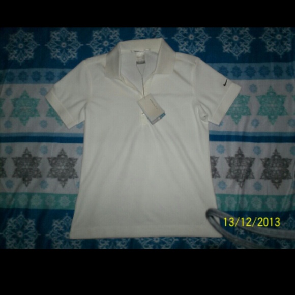 *BRAND NEW Nike Women's Polo!!*