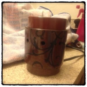 Mid-size scentsy warmer