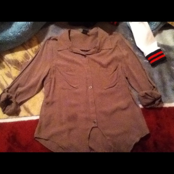 Olive green shirt - Picture 2 of 2