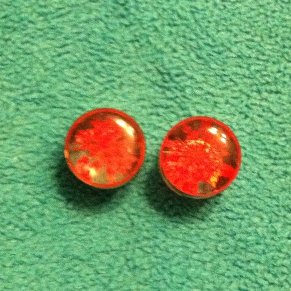 5/8 plugs