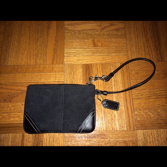 Coach Wristlet - Picture 1 of 3
