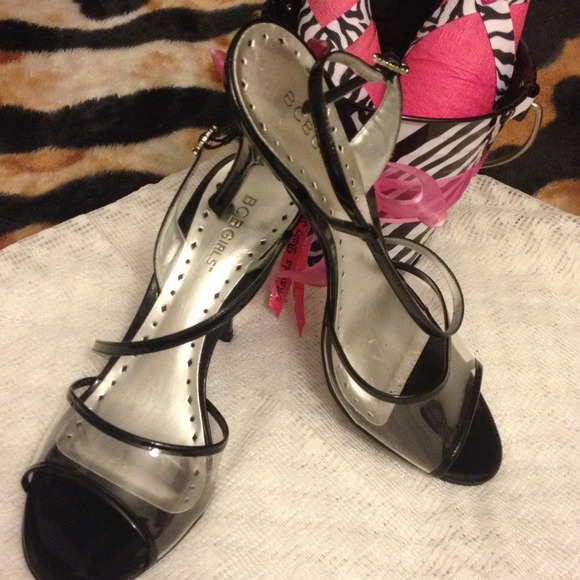 BCBG black heels shoes - Picture 9 of 10