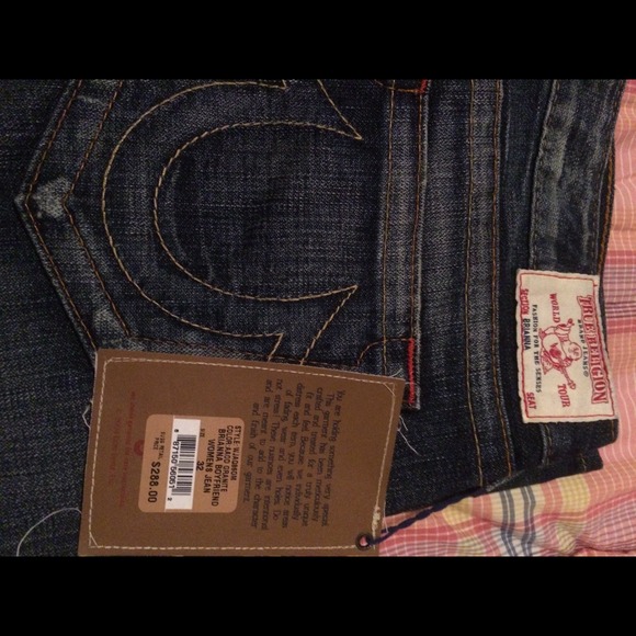 SOLD!!!!!!!!SOLD!!!!!Authentic True Religion Jeans