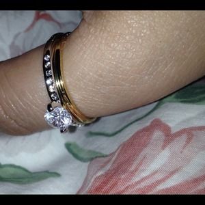 Sz 10 engagement ring