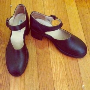 !!!!!!SOLD!!!!!! Steve Madden Shoes