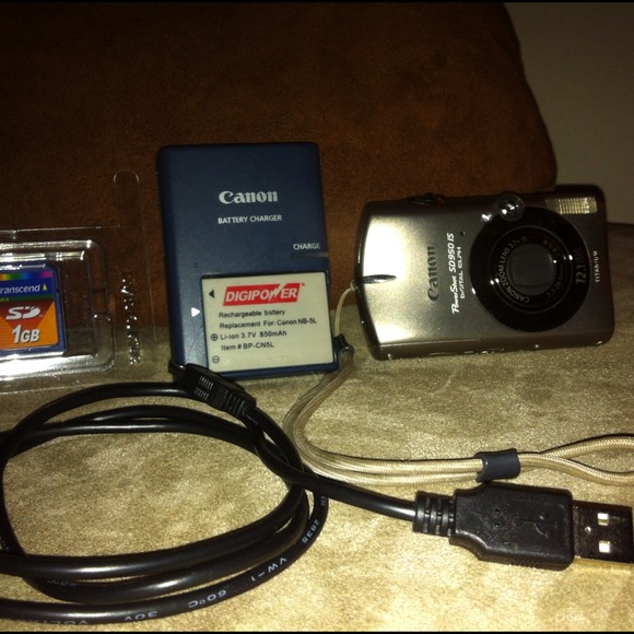Digital Canon Camera (Used)
