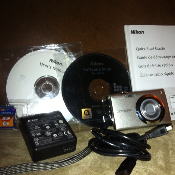 Nikon Digital Camera & Video (Used)